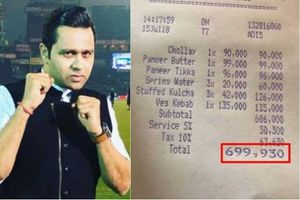 Aakash Chopra posts food bill of 7 lakhs from an Indonesian restaurant, leaves Twitterati in splits