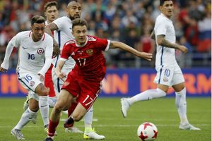 Chelsea target Golovin eager on Juventus move