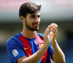 Barcelona reject West Ham United's bid for Andre Gomes
