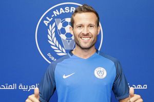Crystal Palace's Cabaye joins Al Nasr