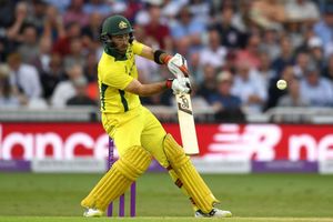 Head and Maxwell combine as Australia scrape past Zimbabwe