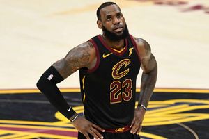 Clippers' West: LeBron wasn't a tough free-agent signing