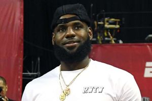 LeBron: Lakers must think about winning like Yankees and Man United