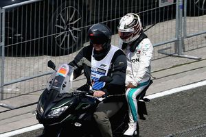 Hamilton out of German GP qualifying as Mercedes falters