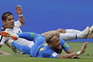 I don't think referees have been protecting him: Brazilian legend Ronaldo backs Neymar