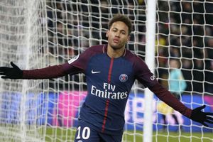 Real Madrid deny making Neymar offer