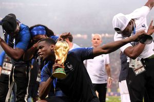 WATCH: Mendy and Pogba dab with president Macron after World Cup win