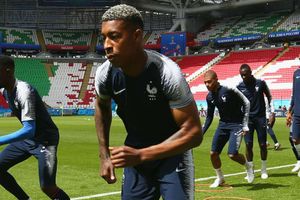 WATCH: Mission Kim-possible! Giroud and Fekir denied by France team-mate