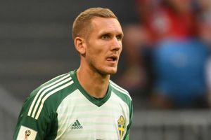 Roma buy €8.5m Olsen to replace Alisson