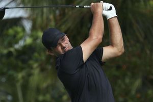 Romo wins celebrity-filled American Century Championship