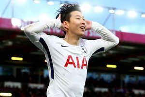 Son signs five-year Tottenham extension