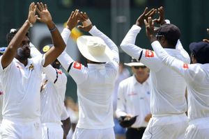Sri Lanka grind sorry South Africa into the Colombo dirt