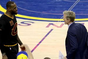 NBA: Steve Kerr not interested in LeBron James' Lakers move