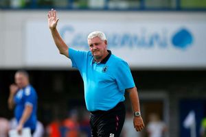 Aston Villa quash Thierry Henry speculation by showing support for Steve Bruce