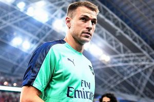 Emery ignoring Ramsey rumours amid Barca and Chelsea links