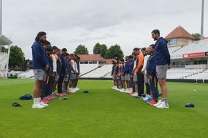 India cricketers pay tributes to former captain Ajit Wadekar in England, observe two-minutes silence