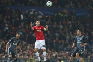 Manchester United full-back Darmian set to return to Serie A