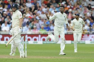 India v England, 3rd Test, Day 2: As it happened: India all out for 329; onus on bowlers