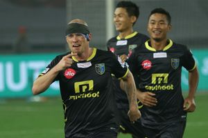 FC Pune City sign ISL top-scorer Iain Hume from Kerala Blasters