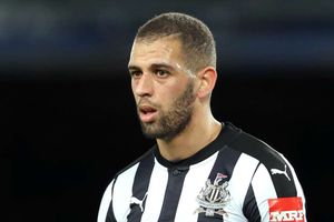Fenerbahce confirm Slimani loan deal