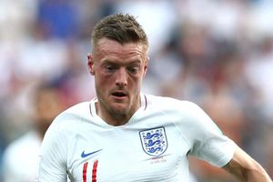 Jamie Vardy, Gary Cahill step back from England duty