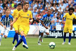 Huddersfield Town 0 Chelsea 3: Jorginho helps get Sarri off the mark