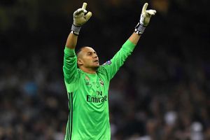 Man City look to sign up Keylor Navas on emergency loan deal