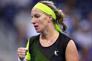 Svetlana Kuznetsova saves four match points to win Citi Open