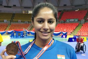 Para-badminton player Manasi is defying the odds