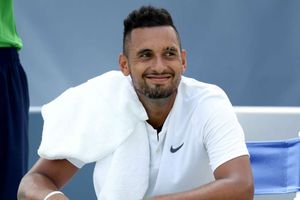 Kyrgios forgets tennis shoes, Federer back in business