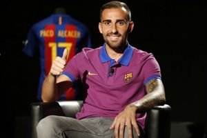 Watford in negotiations with Barcelona to sign Paco Alcacer