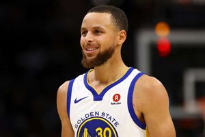 Curry wants to finish his career with Warriors