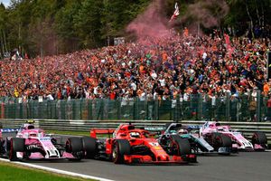 F1: Sebastian Vettel closes gap on Lewis Hamilton after Alonso crash at Belgian Grand Prix