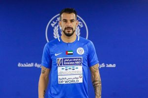 Negredo joins Al Nasr from Besiktas