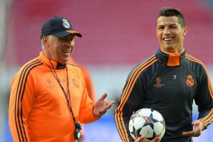 Juventus v Napoli: Ronaldo prepares for reunion with 'big bear' Ancelotti