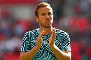 Pochettino has no concerns over 'easy target' Kane