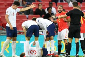 Shaw 'doing fine' after Carvajal collision