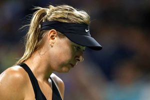 Injury brings premature end to Sharapova's season