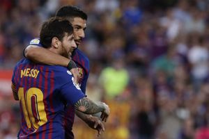 Barcelona rout Huesca, go on top of La Liga standings
