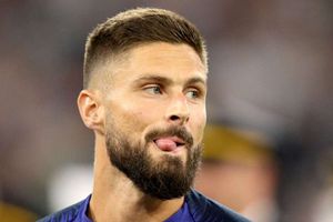 France 2 Netherlands 1: Giroud ends drought to sink Dutch