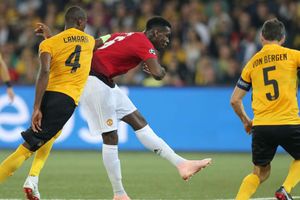 Champions League: Paul Pogba double inspires Manchester United