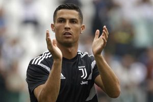Ronaldo's wages in Serie A stir up a hornet's nest