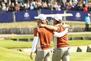 Fleetwood and Molinari continue stunning alliance with foursomes evenly poised