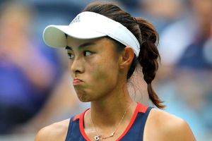 Wang continues winning streak as Barty battles through in Wuhan