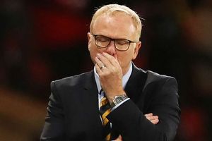 Israel 2 Scotland 1: McLeish's 10 men cough up first-half lead