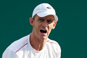 Anderson wins Vienna title to seal ATP Finals spot