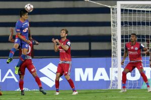 ISL: BFC vs JFC: Youngest Indian Mukhi & Sergio win point for JFC