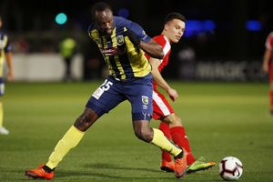 Bolt's agent confirms Central Coast Mariners offer