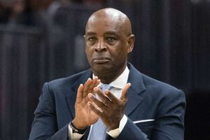 NBA: Cavs win first game of season, but Drew's interim status still unclear