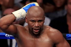 White tells Mayweather: Fight Khabib in the UFC!